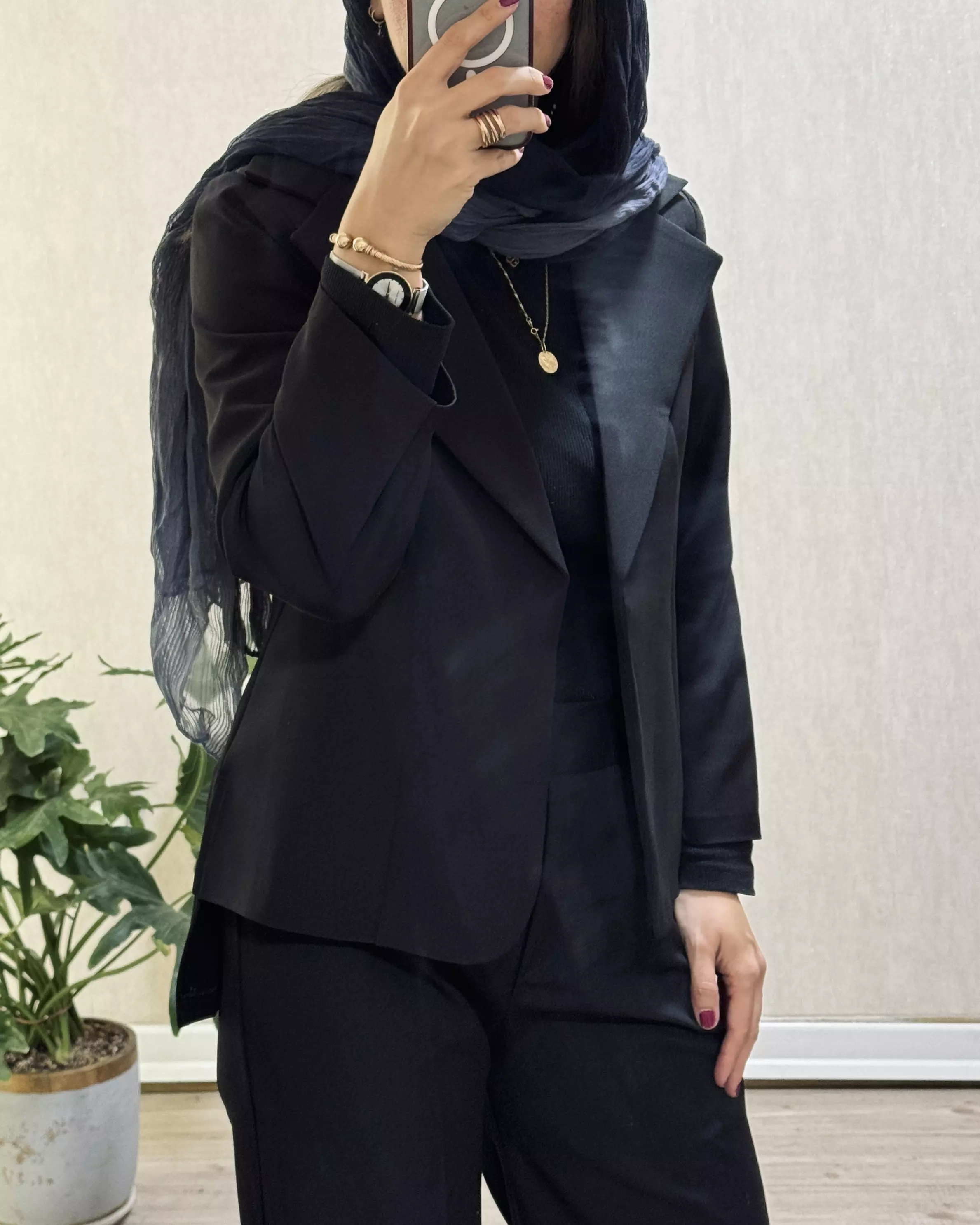 کت مشکی مازراتی