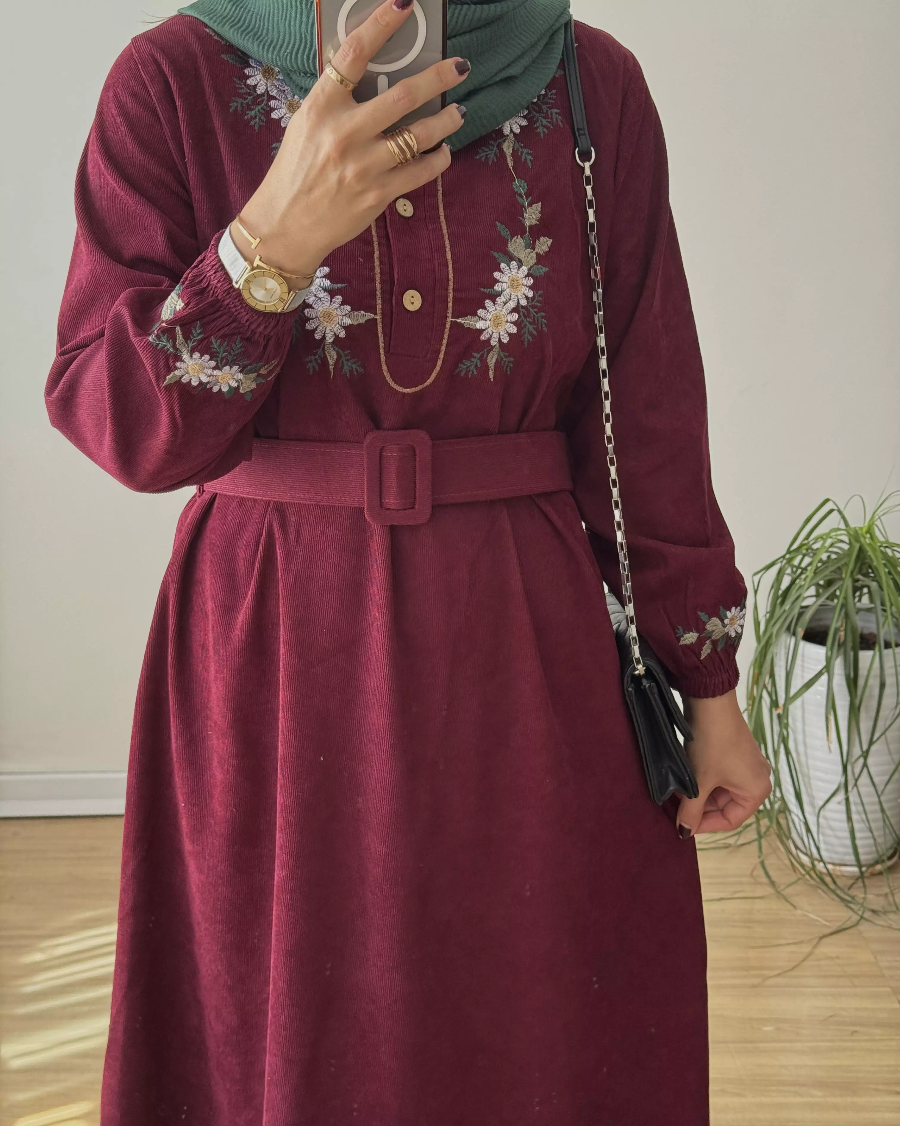 پیراهن مخمل کبریتی بابونه