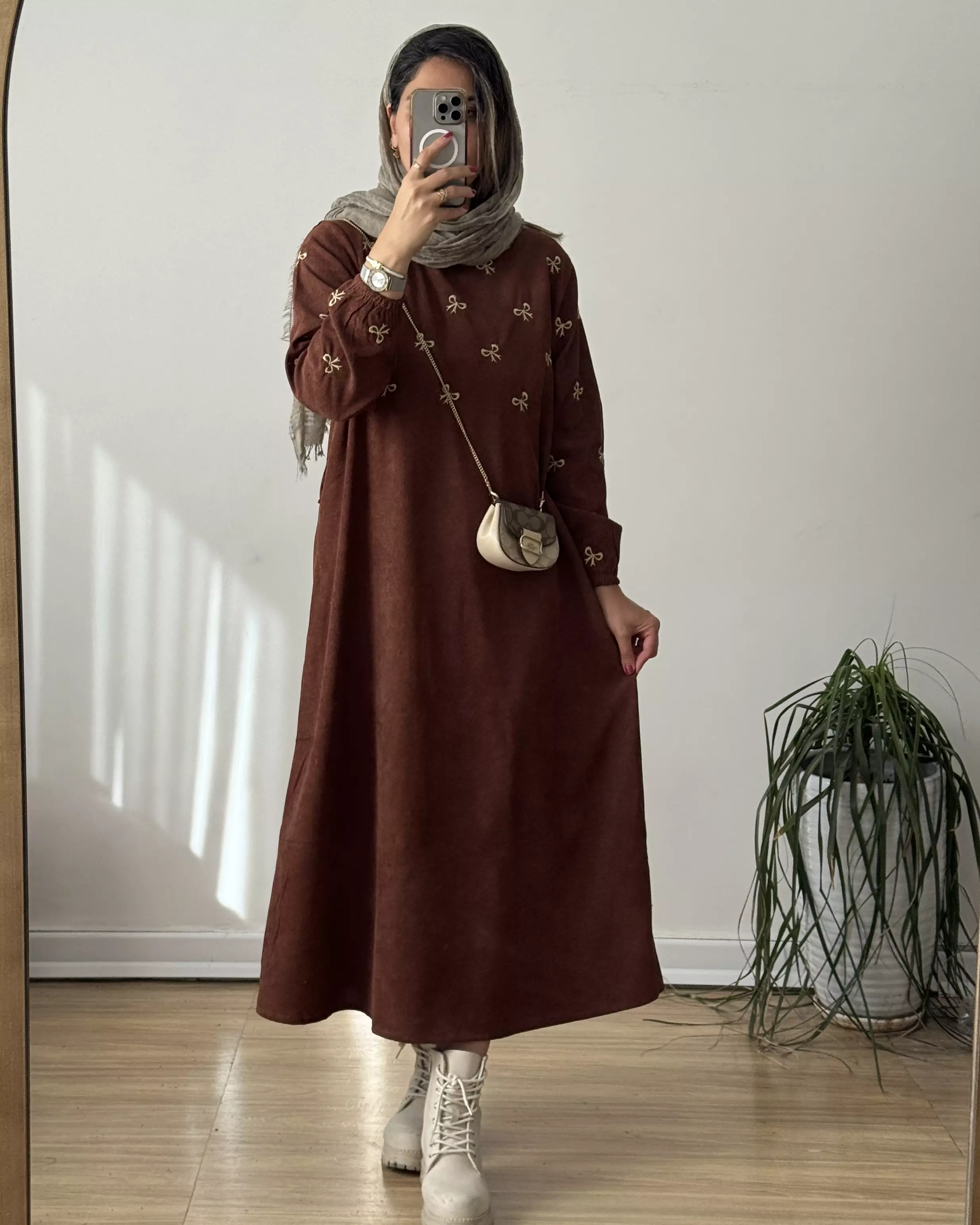 پیراهن گلدوزی پاپیونی