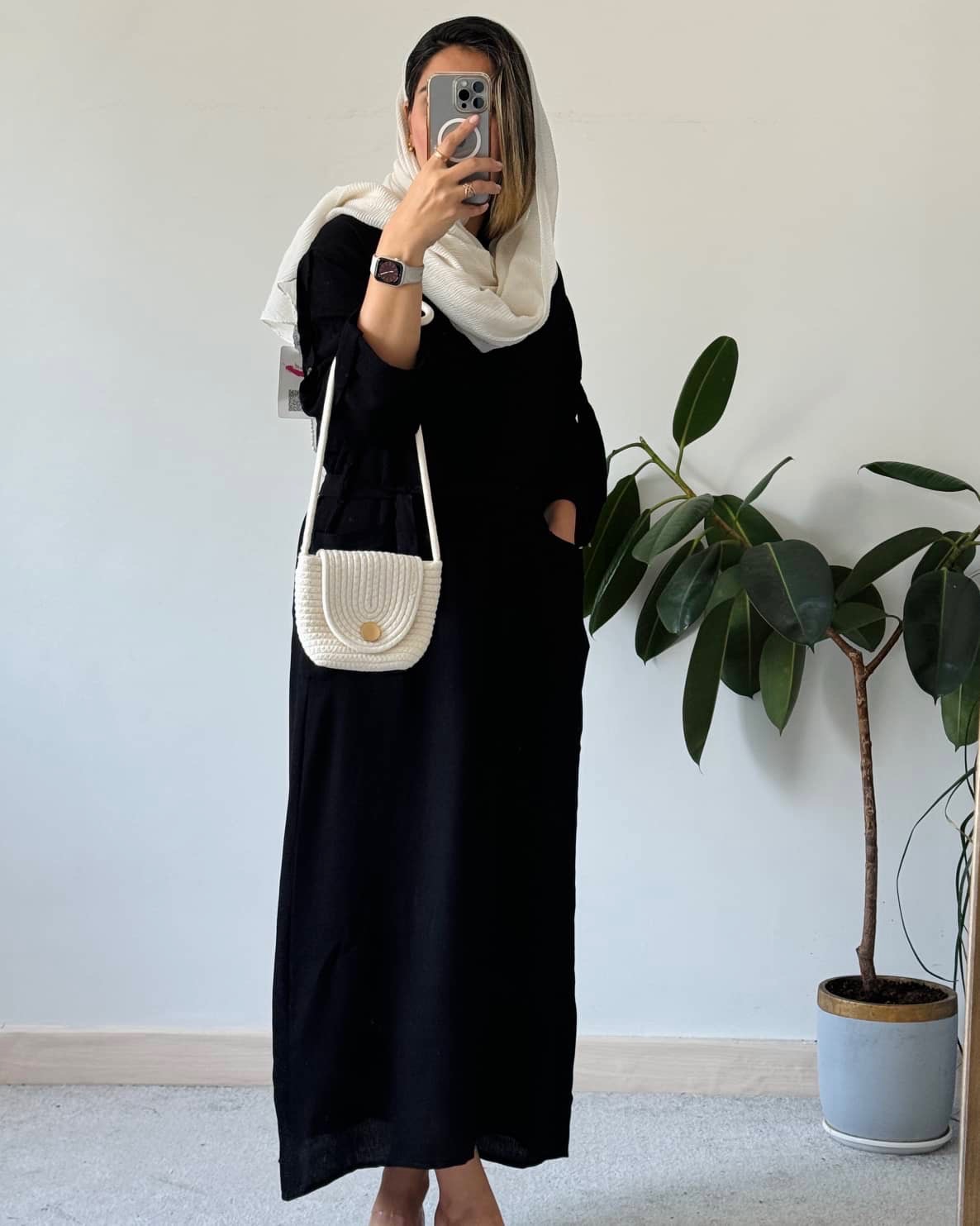 پیراهن مانتویی مشکی نیوشا