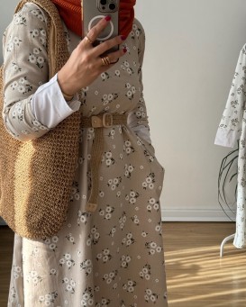 پیراهن بابونه یقه سفید